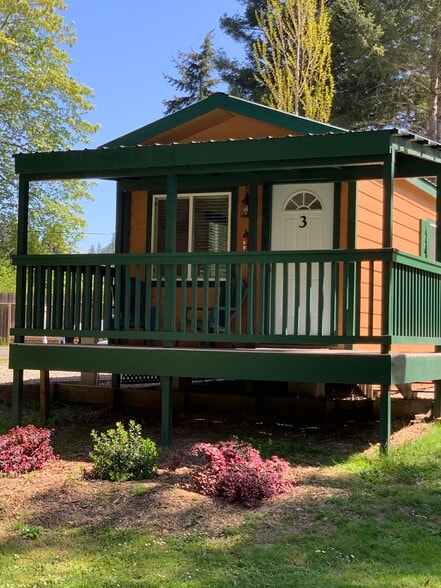 455 Boy Scout Rd, Myers Flat, CA for sale - Building Photo - Image 3 of 23