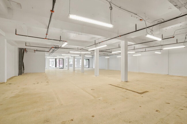 More details for 7478 Rue Saint-Hubert, Montréal, QC - Office/Retail for Lease