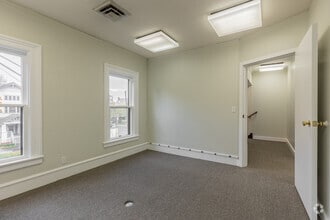 309 W 12th St, Vancouver, WA for lease Interior Photo- Image 1 of 6
