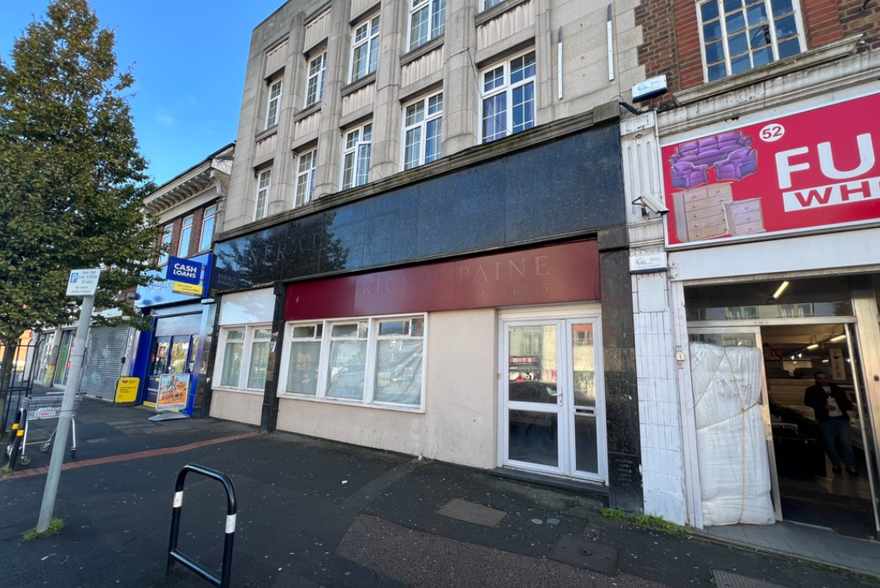 50-51 The Market, Sutton for lease - Building Photo - Image 1 of 3