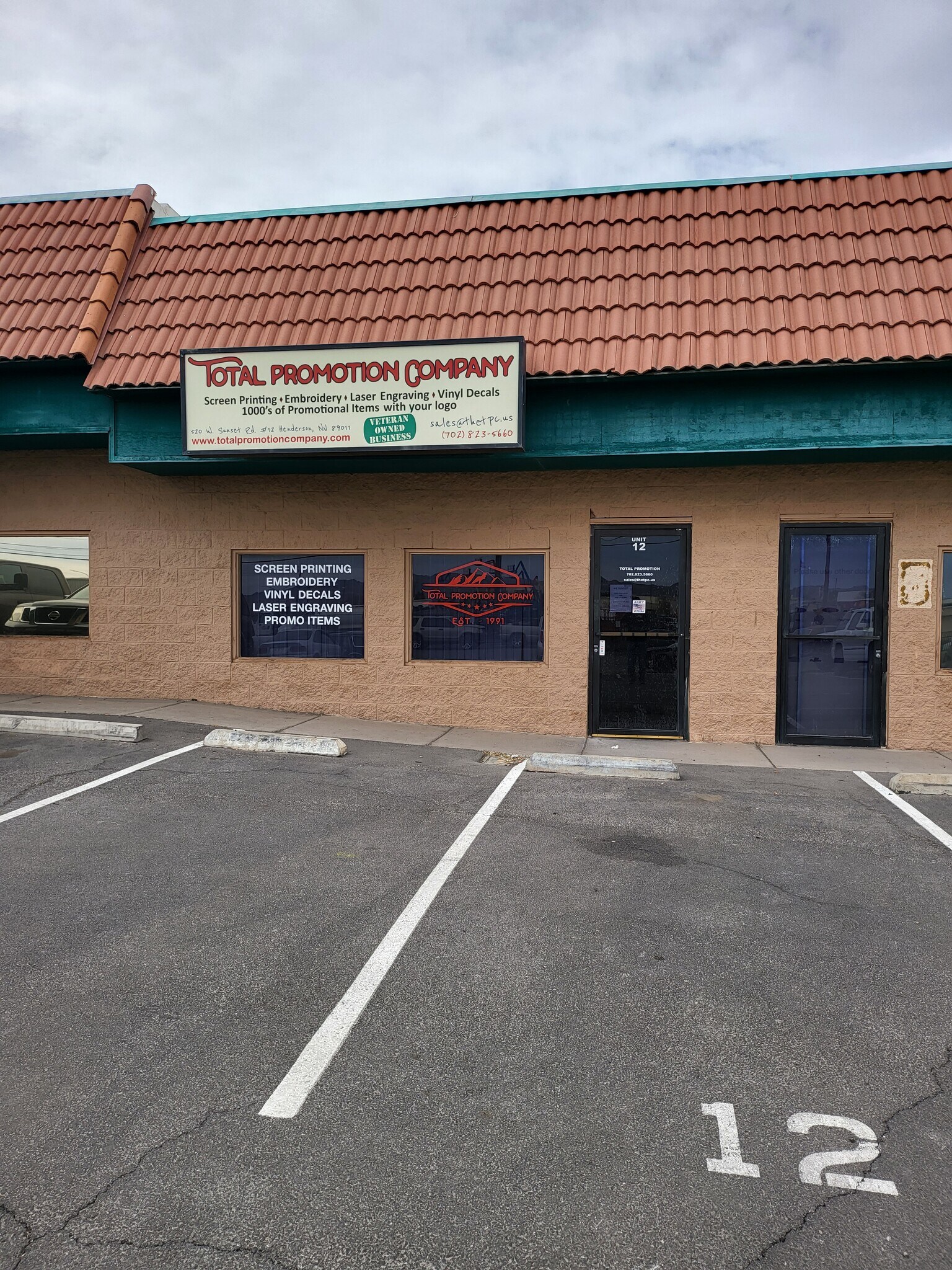 600 W Sunset Rd, Henderson, NV for lease Building Photo- Image 1 of 5