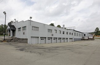 Plus de détails pour 1044 University Dr, Connellsville, PA - Commerce de détail à louer