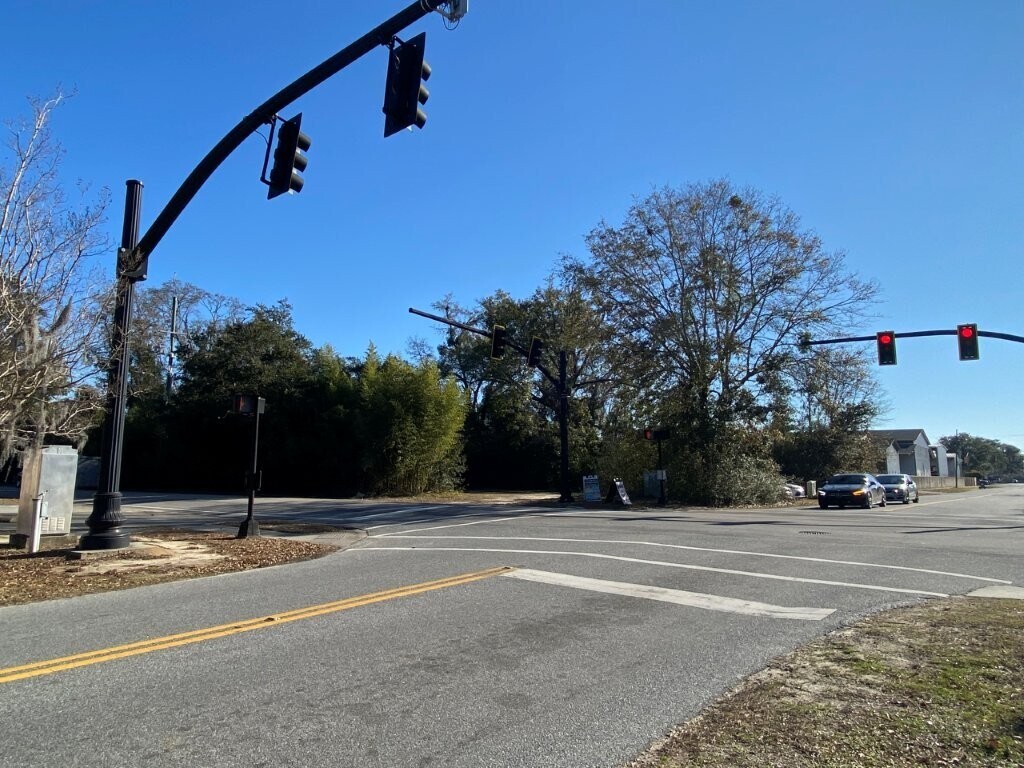 319 N Cedar St, Summerville, SC for lease Other- Image 1 of 4