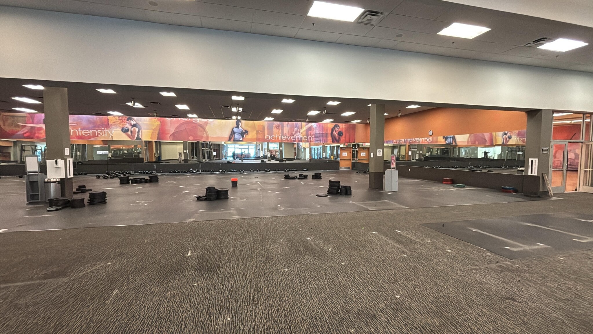 6000 Lake Gray Blvd, Jacksonville, FL for lease Interior Photo- Image 1 of 20