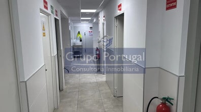Retail in Madrid, Madrid for lease Interior Photo- Image 2 of 6