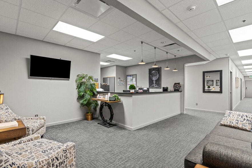 600 boulevard S, Huntsville, AL for lease - Lobby - Image 3 of 11