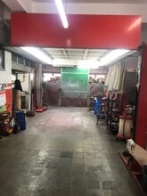 Retail in Badalona, Barcelona for lease Interior Photo- Image 2 of 3