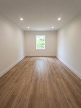 32 Chichester Ave, Center Moriches, NY for lease Interior Photo- Image 2 of 4