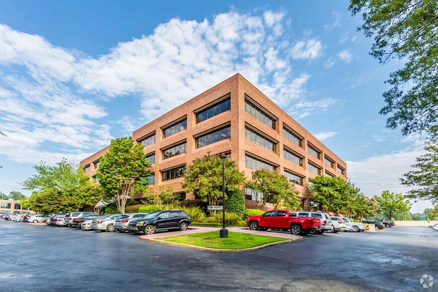 10825 Financial Centre Parkway, Little Rock, AR à louer - Photo principale - Image 1 de 6