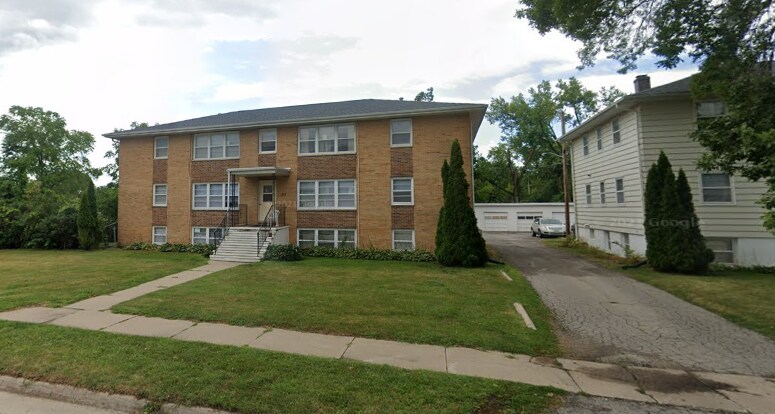 361 30th Street Dr SE, Cedar Rapids, IA à vendre - Photo du bâtiment - Image 3 de 5