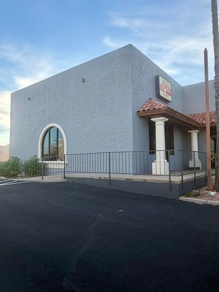 16939 E Colony Dr, Fountain Hills, AZ for lease - Building Photo - Image 2 of 3