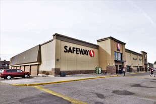 Woodbine Square - Convenience Store