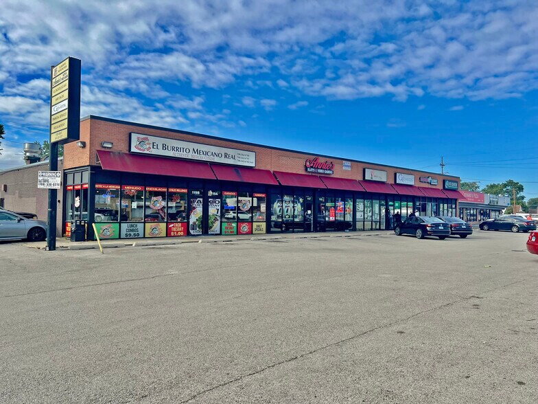 109-119 W Grand Ave, Melrose Park, IL à vendre - Photo du bâtiment - Image 1 de 6