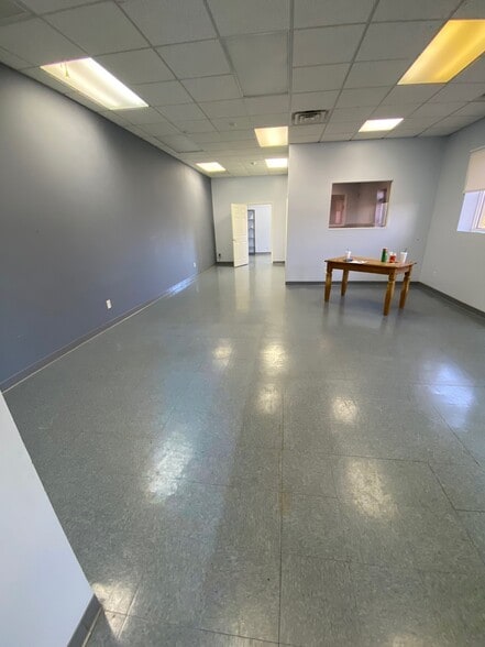 6610 Denver Industrial Park Rd, Denver, NC à louer - Photo du bâtiment - Image 3 de 7