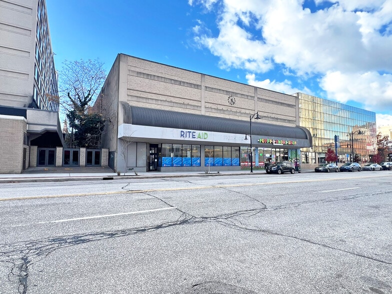 916 State St, Erie, PA à louer - Photo du bâtiment - Image 3 de 5