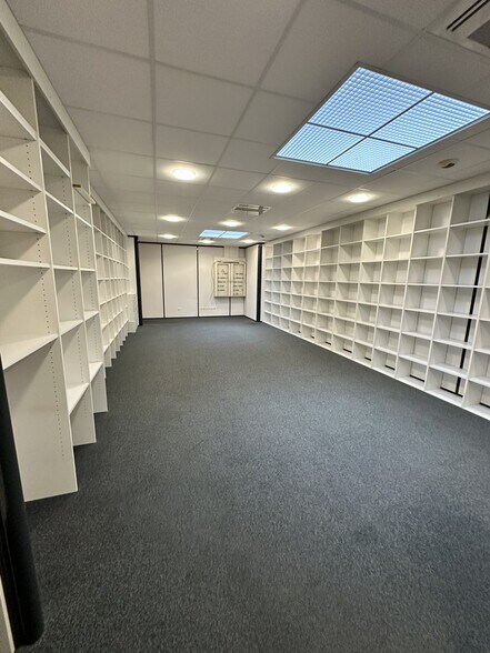 Bureau dans Angers à louer - Photo intérieure - Image 2 de 7