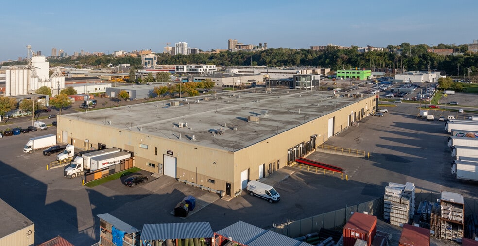 1670 Rue Semple, Québec, QC for lease - Building Photo - Image 3 of 3