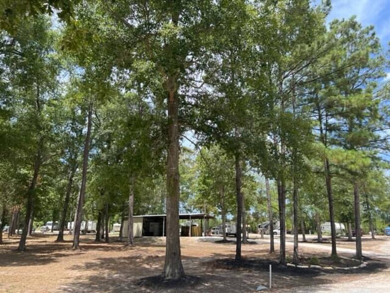 6300 FM 3081, Willis, TX à vendre - Photo du bâtiment - Image 3 de 10