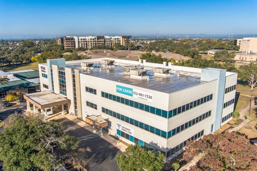 5131 Medical Dr, San Antonio, TX à louer - Photo du bâtiment - Image 2 de 14
