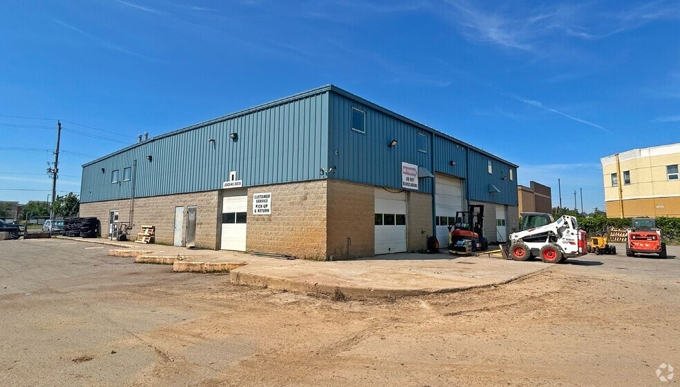 1154 Wilson St W, Hamilton, ON for lease - Building Photo - Image 3 of 10