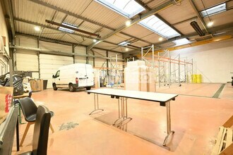 25 Rue Du 35Eme Regiment D'Aviation, Bron for sale Interior Photo- Image 2 of 12