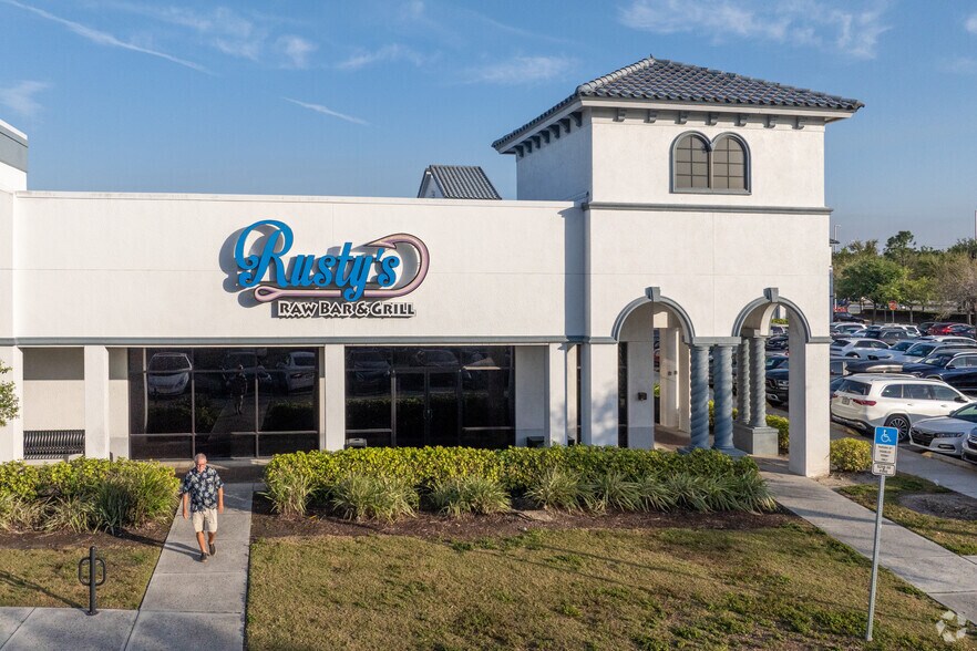 20041 S Tamiami Trl, Estero, FL à louer - Photo du bâtiment - Image 2 de 7