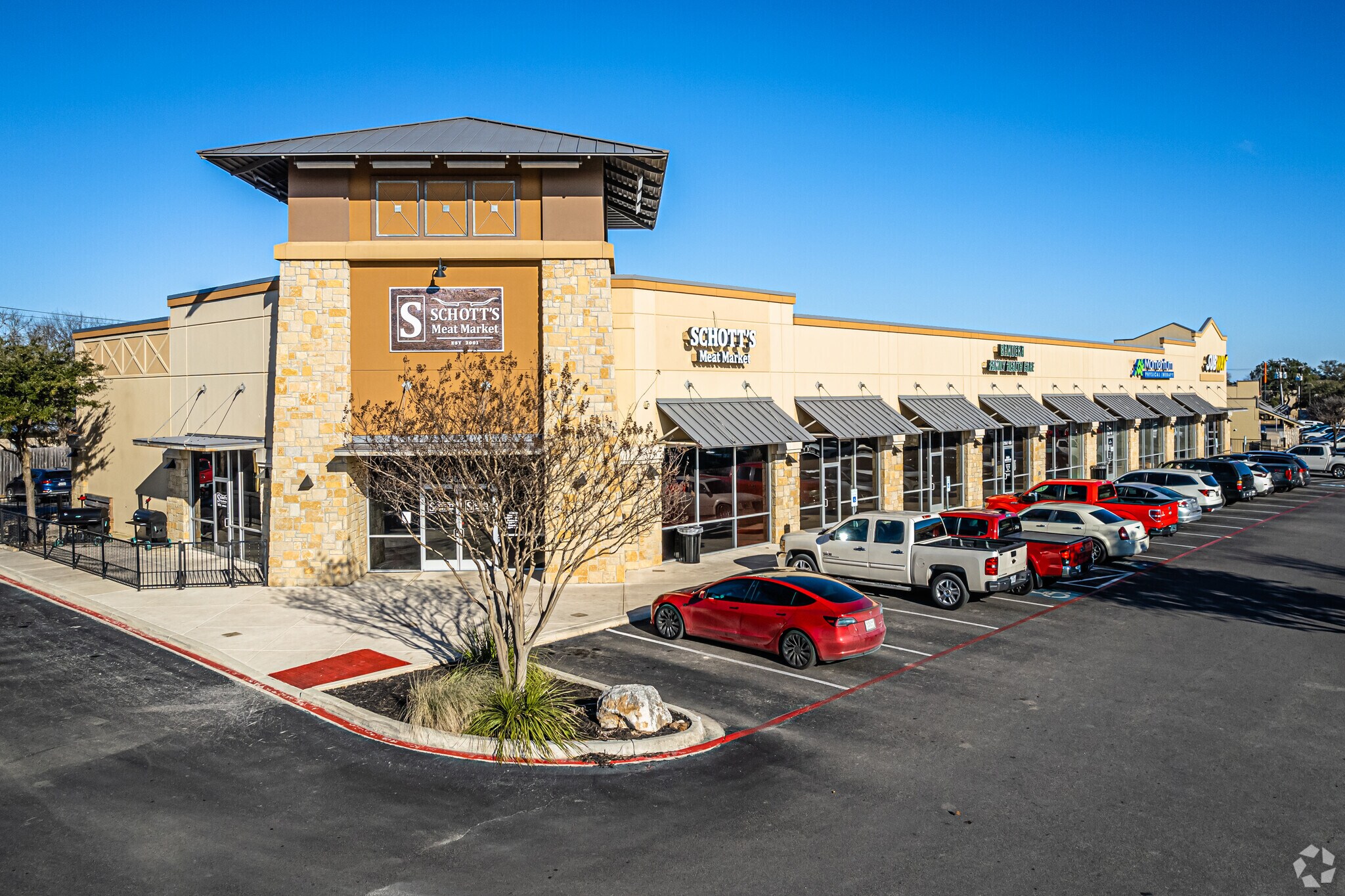 12902-12980 Bandera Rd, Helotes, TX for lease Primary Photo- Image 1 of 10