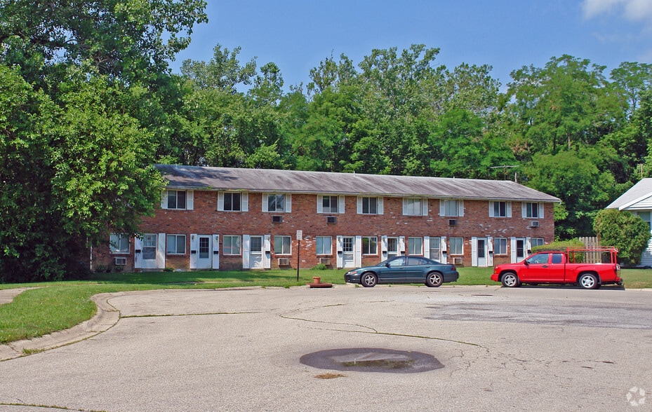 1124 Case Ct, Miamisburg, OH à vendre - Photo du bâtiment - Image 2 de 58