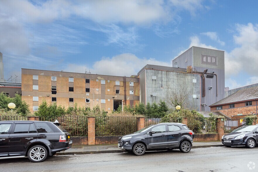 Cross St, Burton-On-Trent à vendre - Photo principale - Image 1 de 8