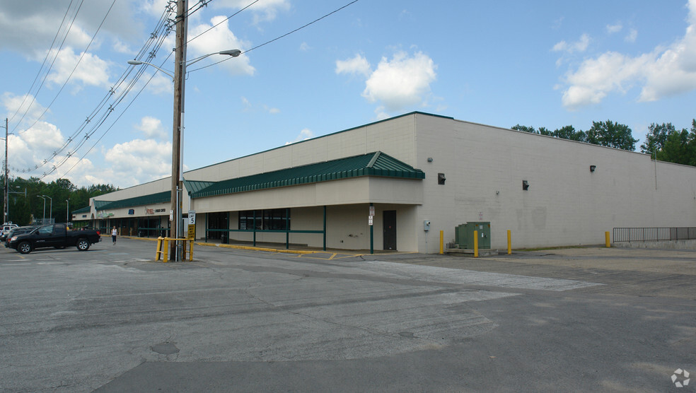 316 Cornelia St, Plattsburgh, NY for lease - Building Photo - Image 3 of 8