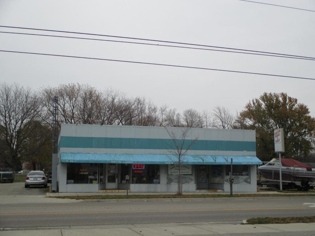 24 S Beechtree St, Grand Haven, MI for sale Primary Photo- Image 1 of 11