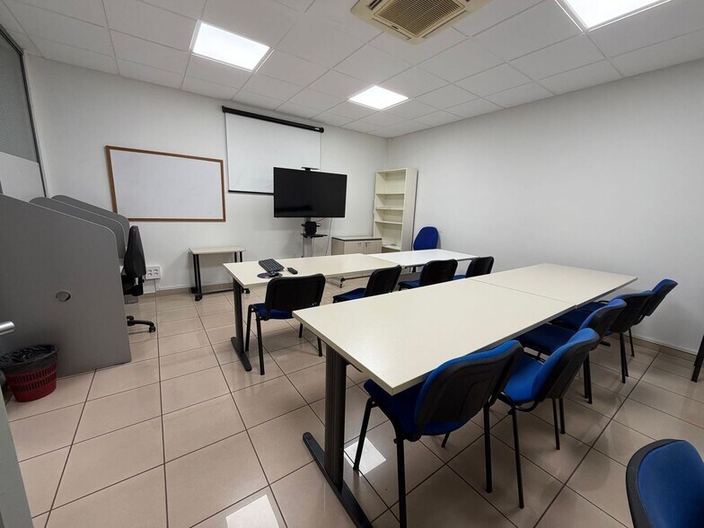 Retail in Ingenio, Las Palmas for sale - Interior Photo - Image 2 of 22