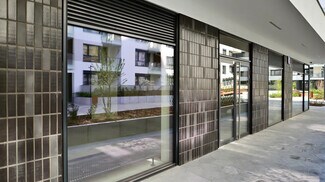 Plus de détails pour Multi-résidentiel à vendre