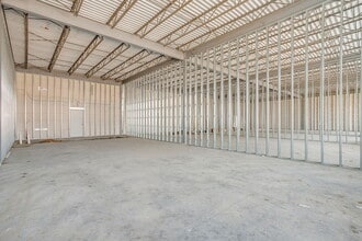 3300 NE 28th St, Fort Worth, TX for lease Building Photo- Image 2 of 3