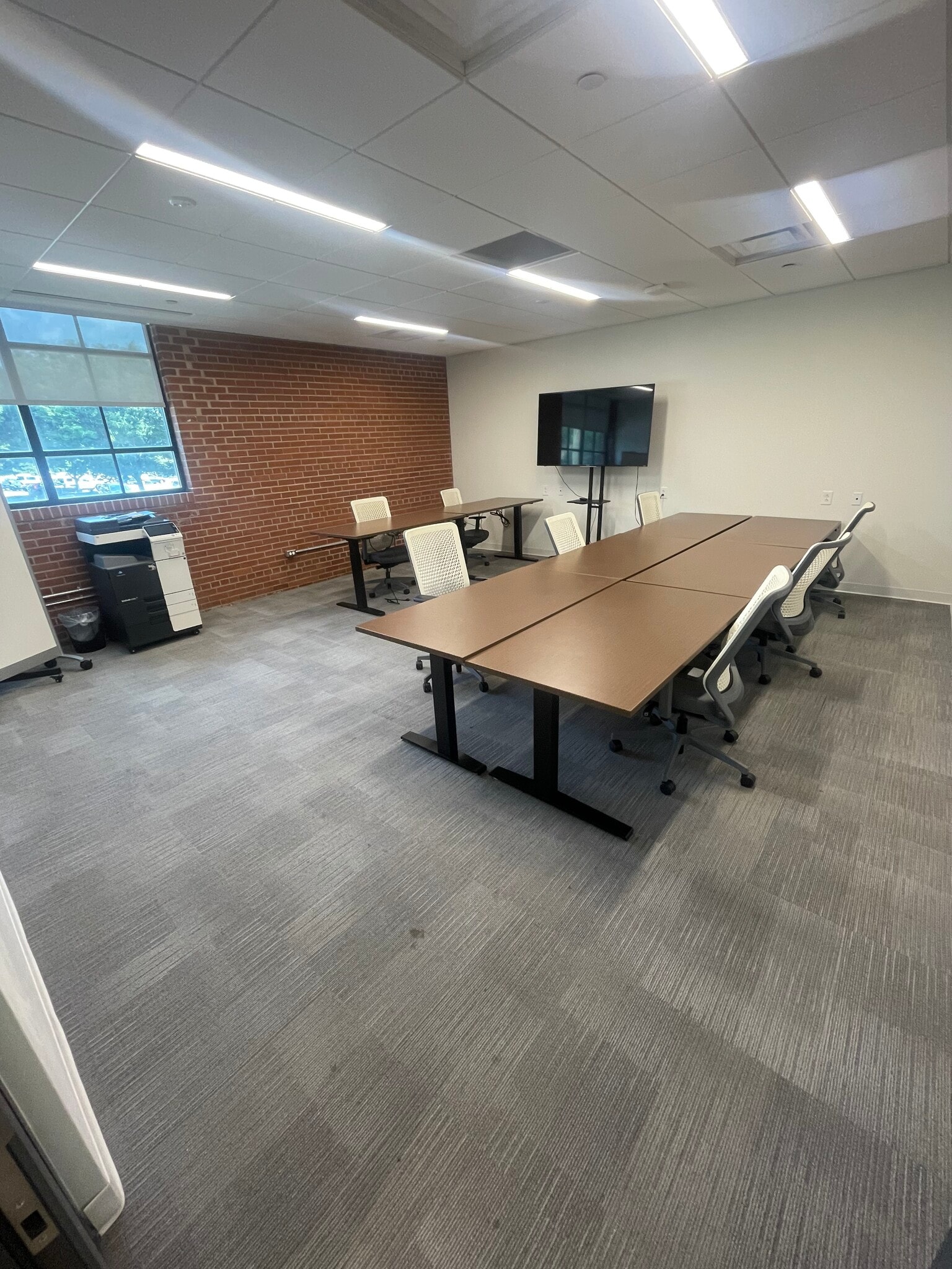 141 Traction St, Greenville, SC for lease Interior Photo- Image 1 of 2