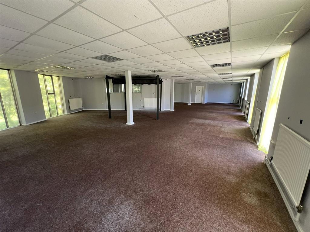 Arterial Rd, Leigh On Sea for lease Building Photo- Image 1 of 10