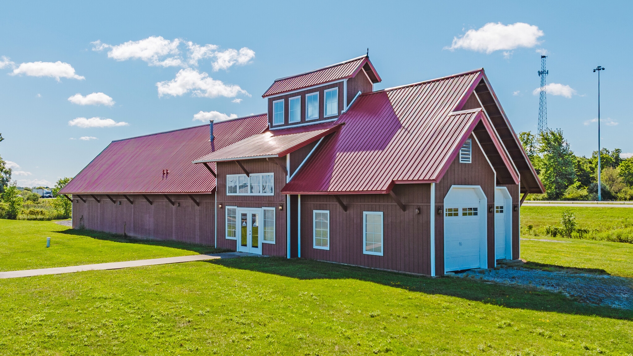 9911 Avon Lake Rd, Burbank, OH for lease Building Photo- Image 1 of 2