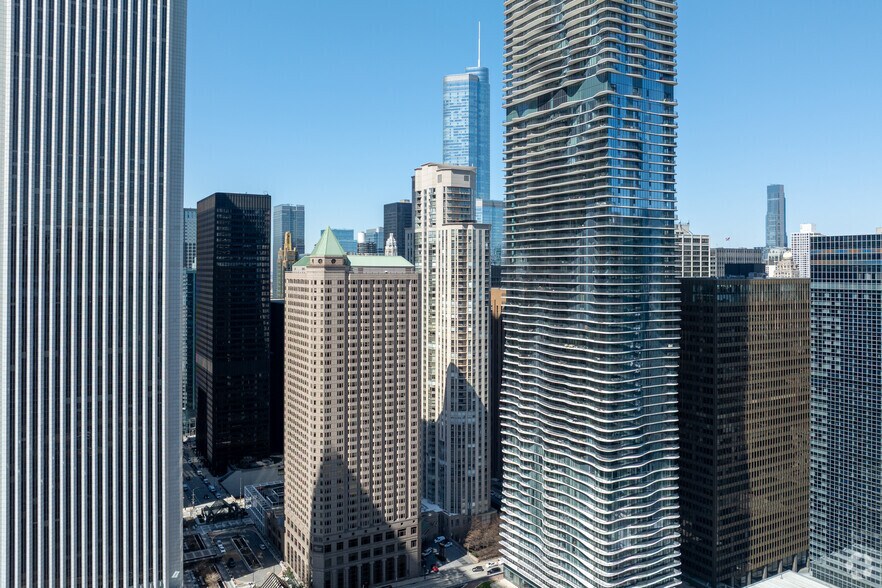222 N Columbus Dr, Chicago, IL à vendre - Aérien - Image 2 de 13
