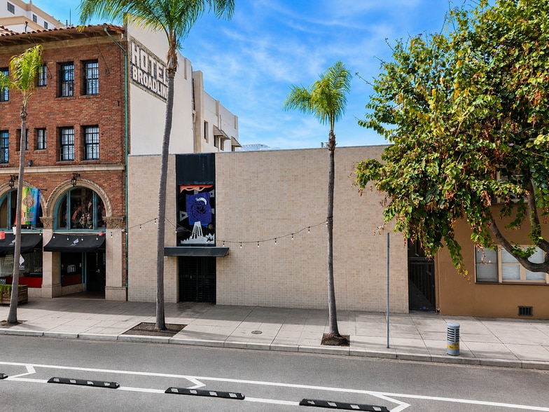 434 E Broadway, Long Beach, CA for sale - Building Photo - Image 2 of 18