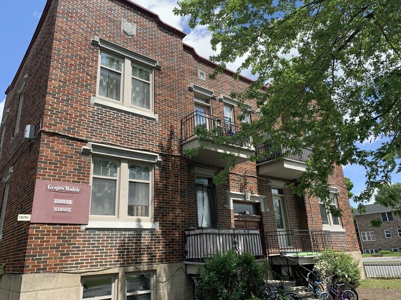 10701-10703 Grande Allée, Montréal, QC for sale - Primary Photo - Image 1 of 1