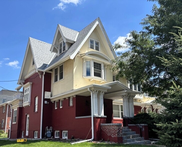 401 S 38th Ave, Omaha, NE for sale - Primary Photo - Image 1 of 3