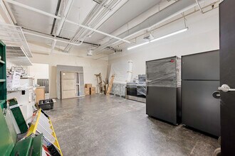 2338 E Anaheim St, Long Beach, CA for lease Interior Photo- Image 2 of 2