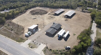 828 E 13th, Atoka, OK - aerial  map view