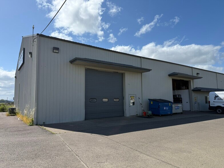 30645-30661 Highway 34 SW, Albany, OR à louer - Photo du bâtiment - Image 1 de 2
