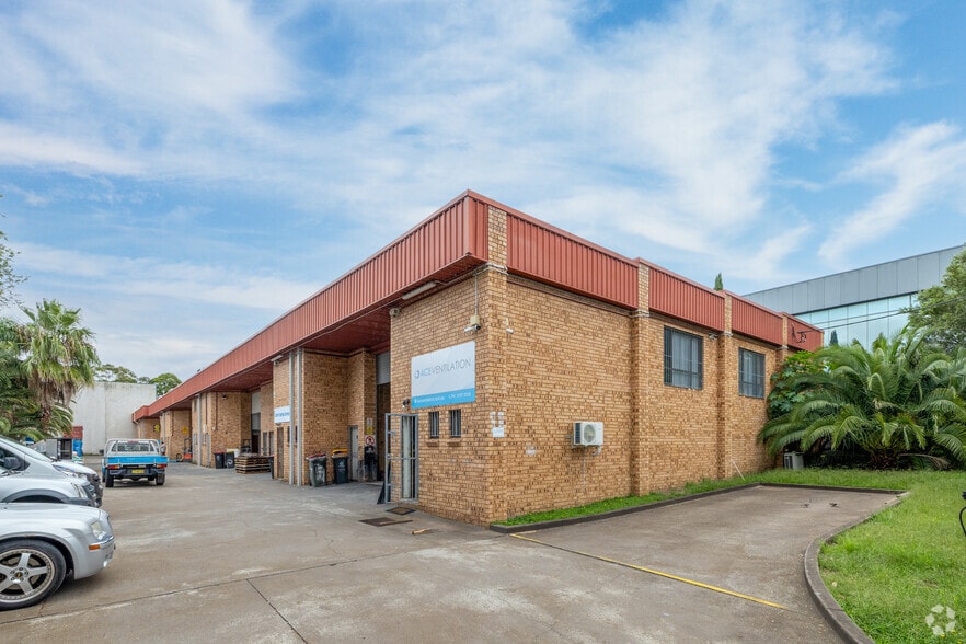 11 Elizabeth St, Campsie à louer - Photo principale - Image 1 de 3