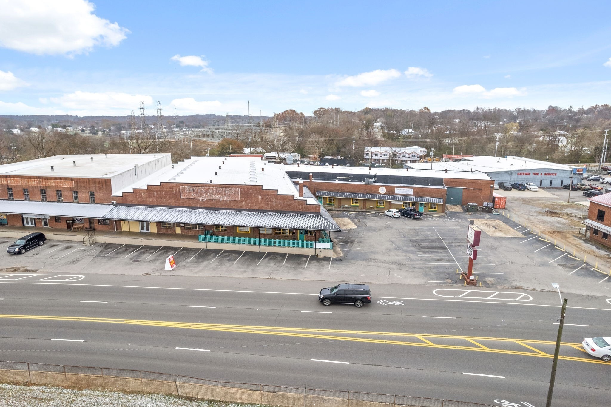 1214 College St, Clarksville, TN for lease Building Photo- Image 1 of 11