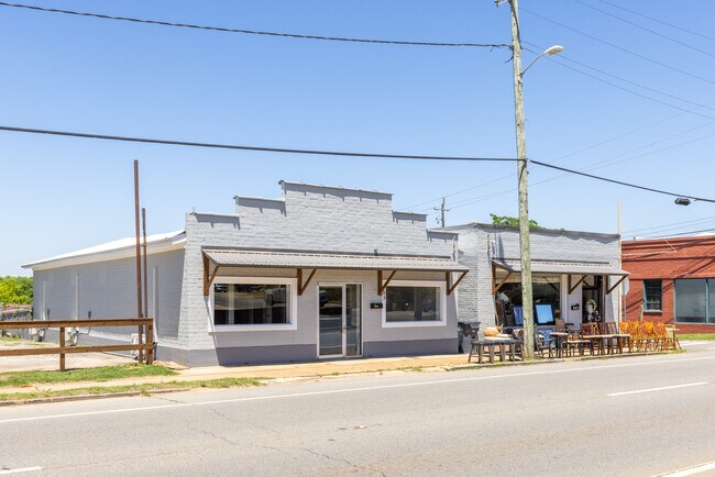 Plus de détails pour 501 W Forsyth St, Americus, GA - Commerce de détail à vendre