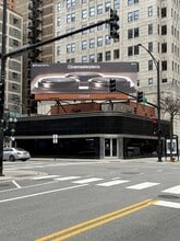 21-29 W Division St, Chicago, IL for lease Building Photo- Image 2 of 3