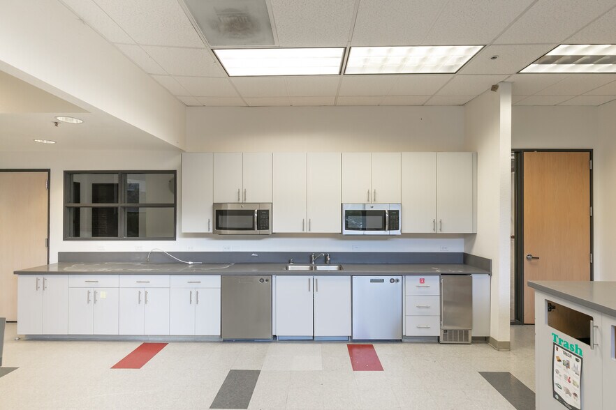 5903-5909 Christie Ave, Emeryville, CA à louer - Photo intérieure - Image 2 de 9