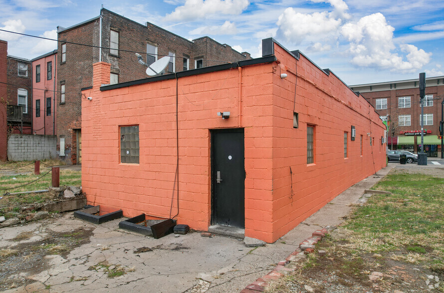 2526 E Carson St, Pittsburgh, PA à louer - Photo du bâtiment - Image 2 de 4